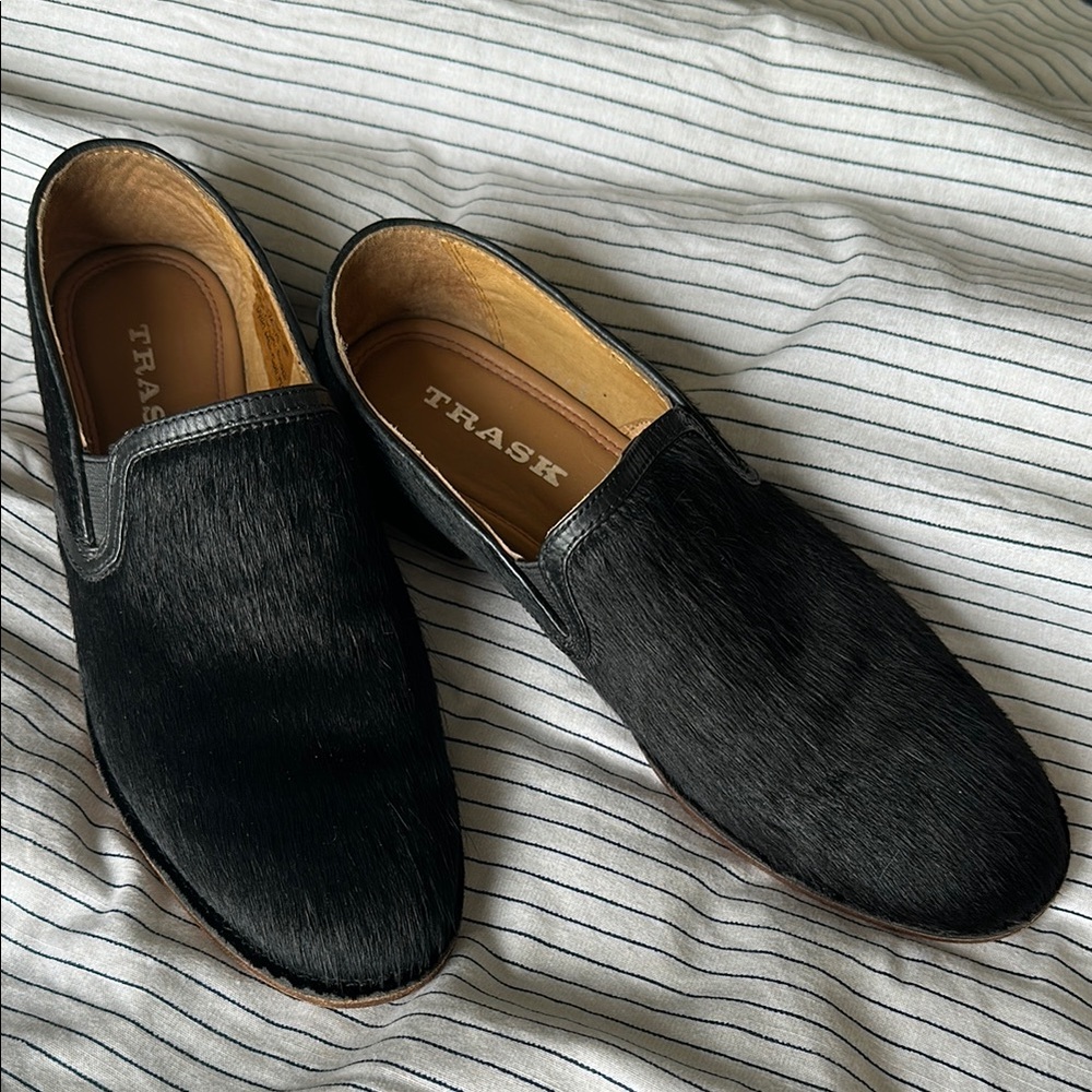 Trask Calf hair leather loafers size 7 M black leather detail top and back